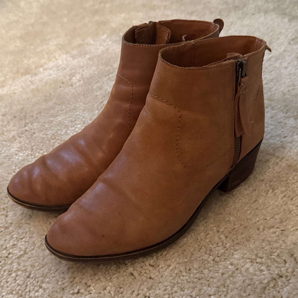Lucky Brand Tan Leather Ankle Booties